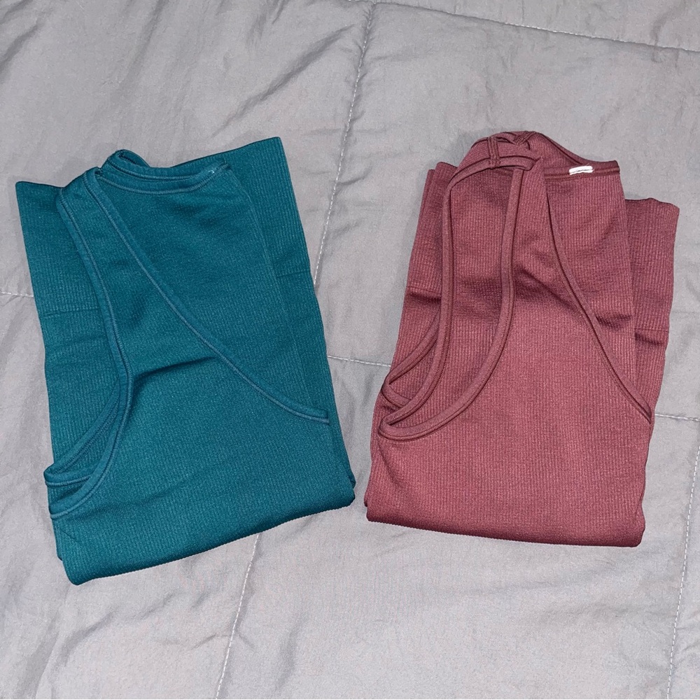 Athleta Aurora Seamless Tank Bundle - Picture 2 of 7